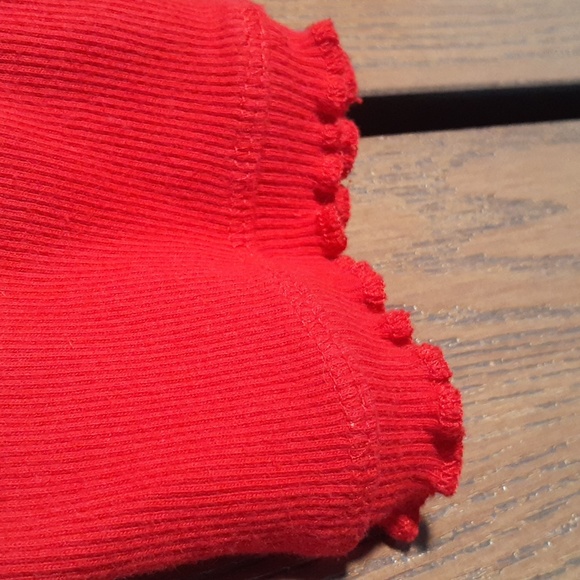 DKNY womens vintage red top with delicate ruffle design 100% soft cotton… - Picture 2 of 8